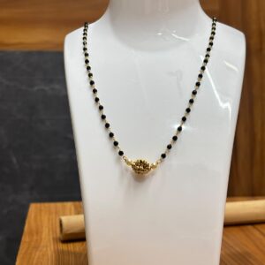 elegant black beads mangalsutra