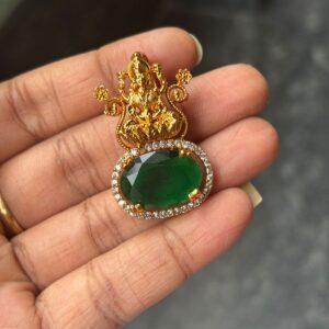 laxmidevi pendant with green stone beautifully crafted peice